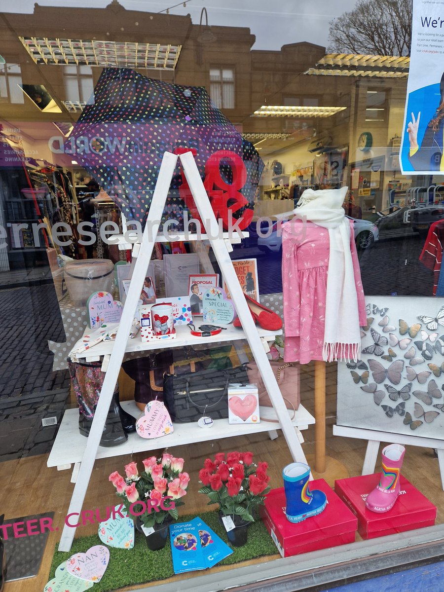 Will you be our Valentine. Support us by buying your gifts or you date outfit 💋 🌹❤️  #rosesarered #ValentinesDay #charity #north7 #prelovedfashion <a href="/charityshopvm/">Charity Shop VM</a> <a href="/CharityShopper_/">CharityShopper 💚</a> <a href="/CR_UK/">Cancer Research UK</a> <a href="/CRUKShops/">Cancer Research UK Shops</a> <a href="/sangregoryy/">Sandra Gregory cruk</a>