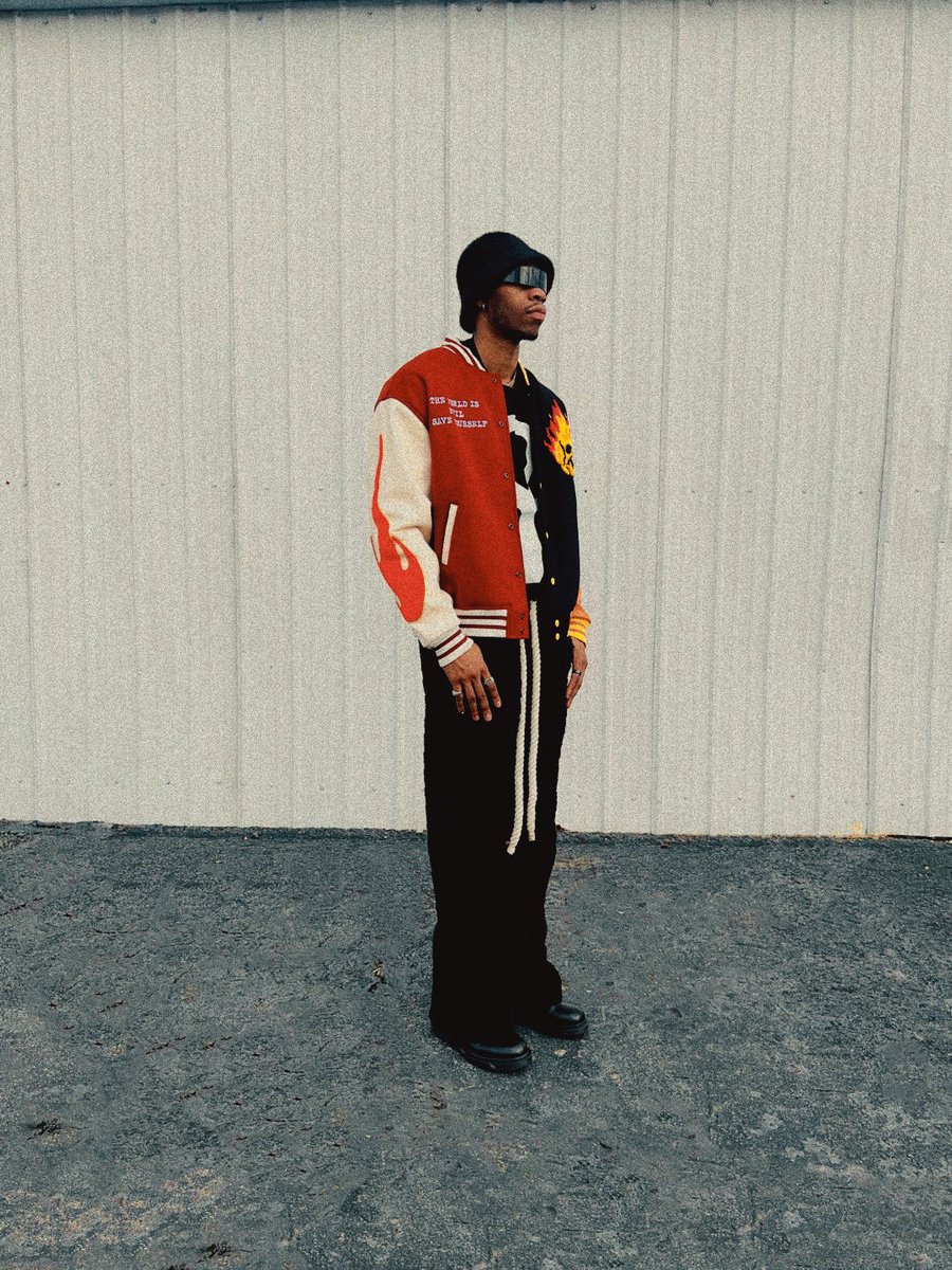 Jayemade__'s tweet photo. New Jacket Alert 2/11! https://t.co/W4TpmzOkRi