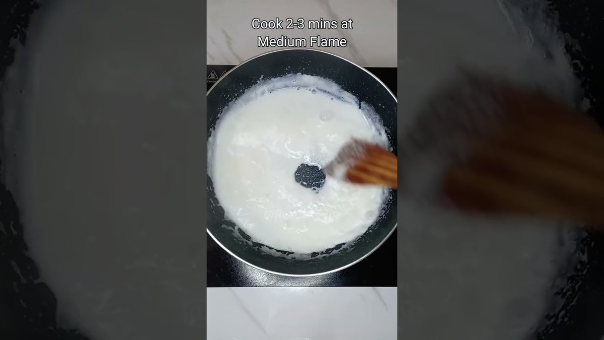 DiscoverRecipes's tweet image. Making Tasty Strawberry Pudding | Strawberry Dessert Recipes #indianfood #cookingshorts #shortsfeed