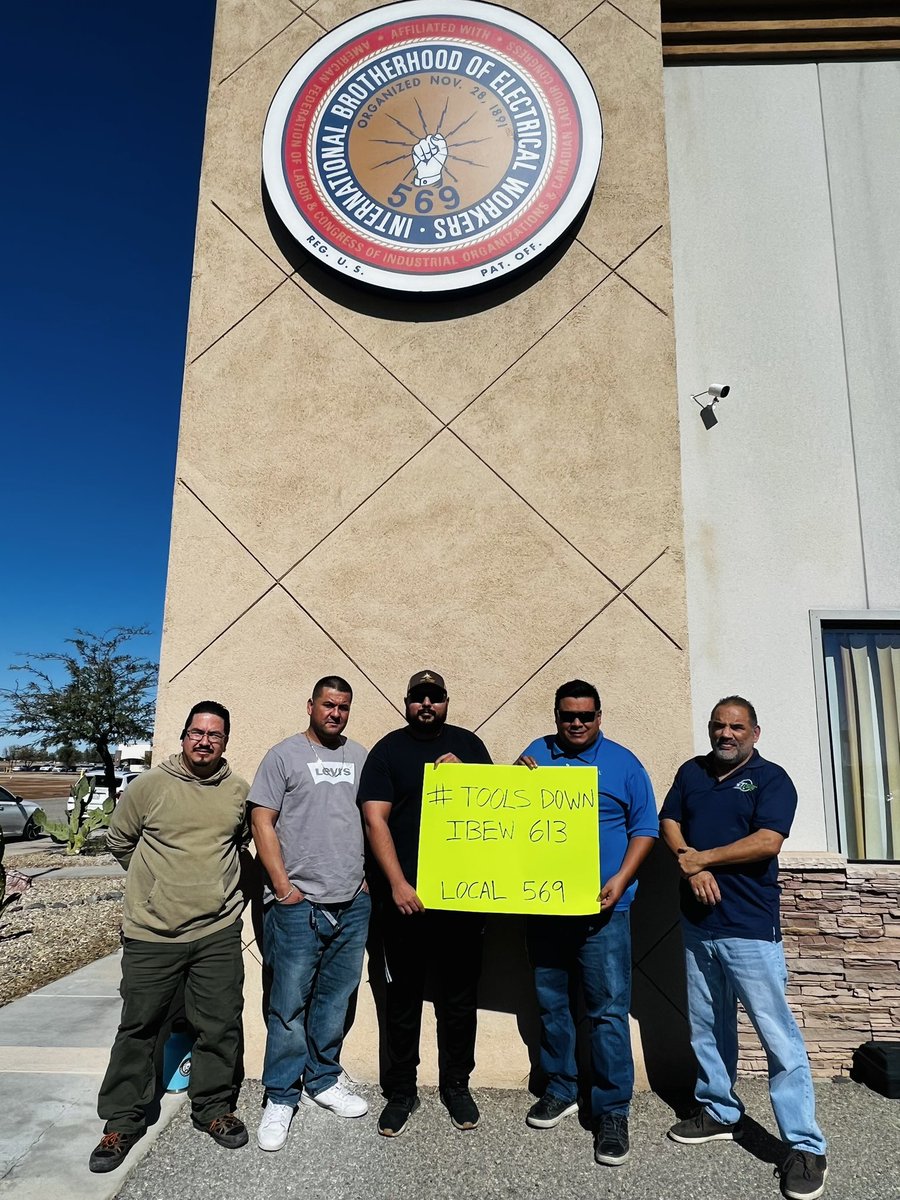 IBEW569's tweet photo. IBEW 569 - Imperial Valley - in solidarity with @IBEW613ATLANTA!
⚡️✊🏽✊🏻✊🏿⚡️
#toolsdown613 #IBEW #UnionStrong #IBEW613 https://t.co/UvUh4Lh8RZ
