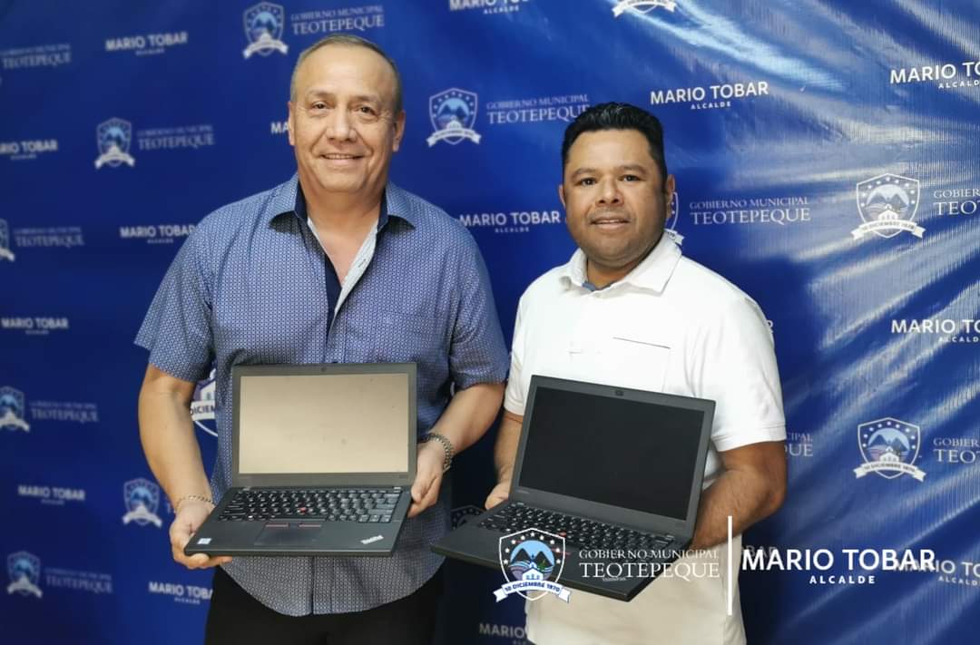 TCnelMariotobar's tweet photo. 💻"Transparencia en la ejecución de las donaciones son cualidades de un Liderazgo integrador social"

Agradecemos a Nery B Gutiérrez , y a todos los que se sumaron a esta gran obra que será reflejada en la educación de los niños y jóvenes de Teotepeque. https://t.co/1X07735rni