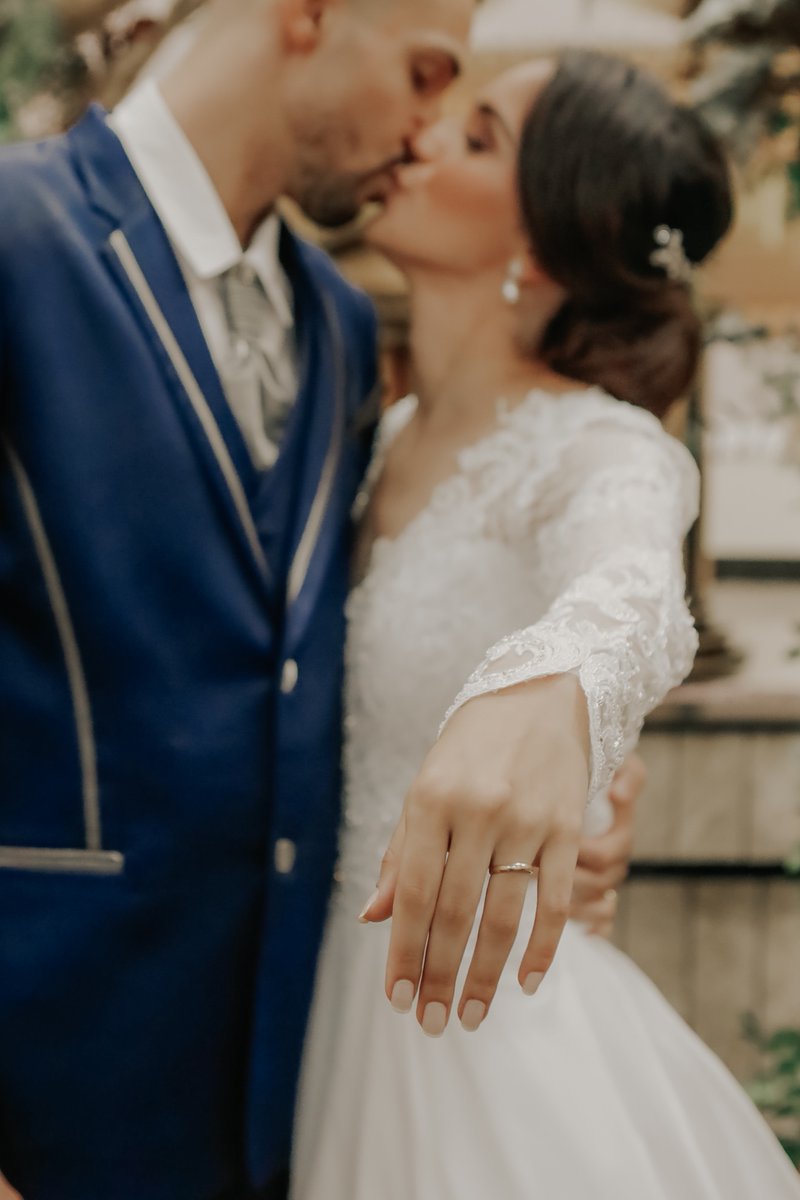 limalaari_'s tweet photo. 1 mês casados! 🫶🏼🥹💍 https://t.co/qkgl3pww9X