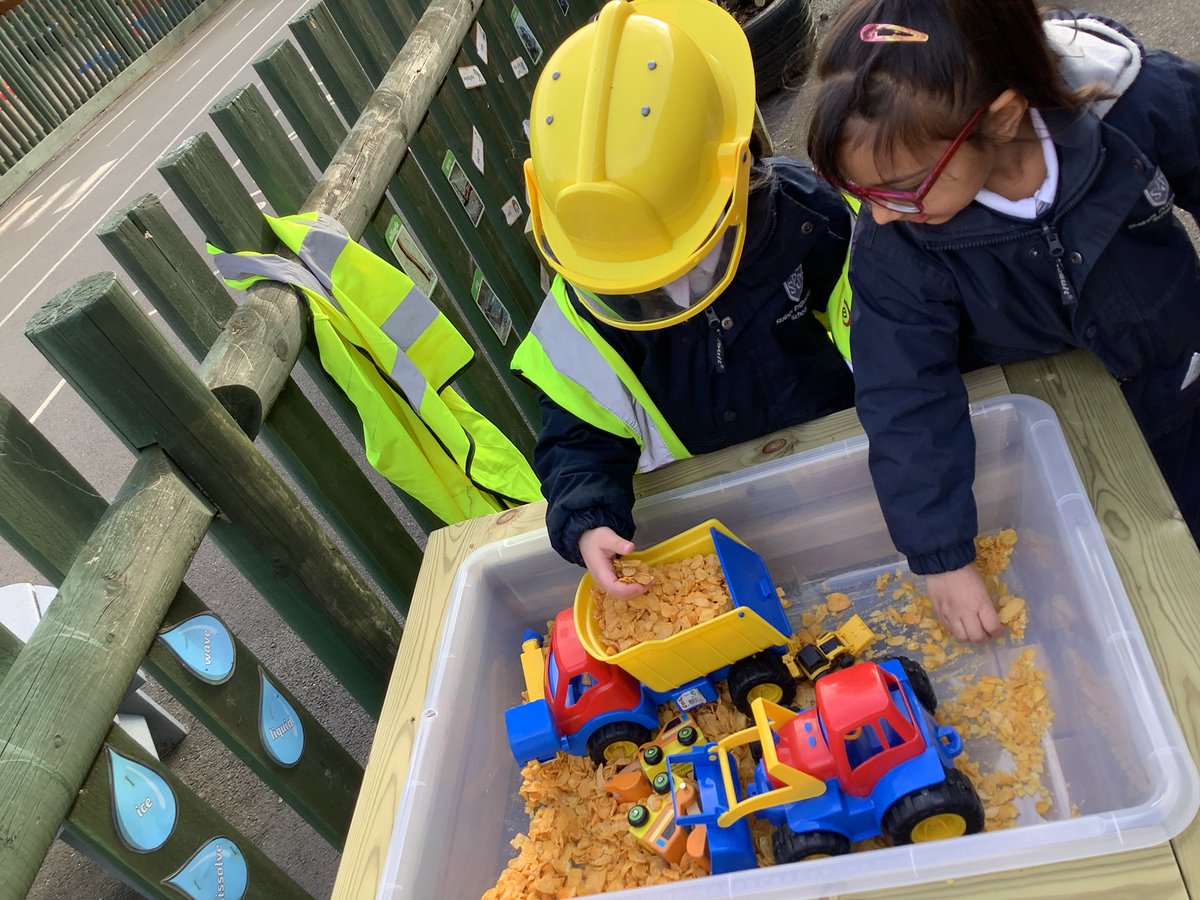 Reception at Staines Prep tweet media