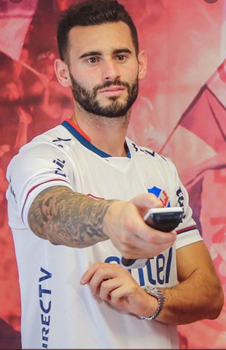 Cuándo termina el partido y empieza a emitir opinión Scelza