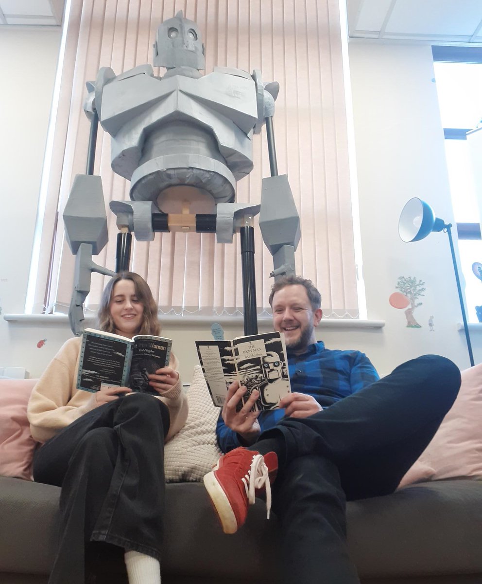 PhilShepp's tweet photo. Look who arrived at our Literacy Lab today! Huge thanks to @CopleyJunior for donating The Iron Man, now residing in Ted Hughes's former school - and in his form room no less! @Mexboroughbiz @FoxMexborough @Literacy_Trust #DoncasterStories https://t.co/3ejaeOoPEu