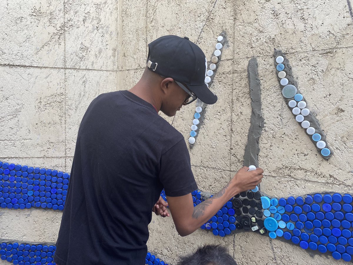 VivaLaUDONE's tweet photo. Hoy hicimos entrega de todas las tapitas recolectadas por nuestro movimiento en nuestra Universidad de Oriente.

De la mano de nuestra Coordinadora General @thamy_srv pudimos  interactuar con los voluntarios y colocar nuestro granito de arena.

Artista: @Olivarescfc https://t.co/NG68CmfRN4
