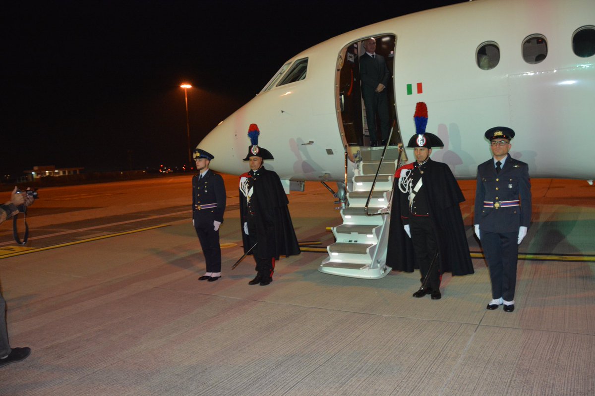 TheVillaSomalia's tweet photo. H.E President @HassanSMohamud arrived in Rome, Italy, for an official visit during which he will meet with leaders of the Italian government to discuss strengthening the historic bilateral relations and enhancing cooperation in the fight against terrorism. https://t.co/TOmMrq1kWL