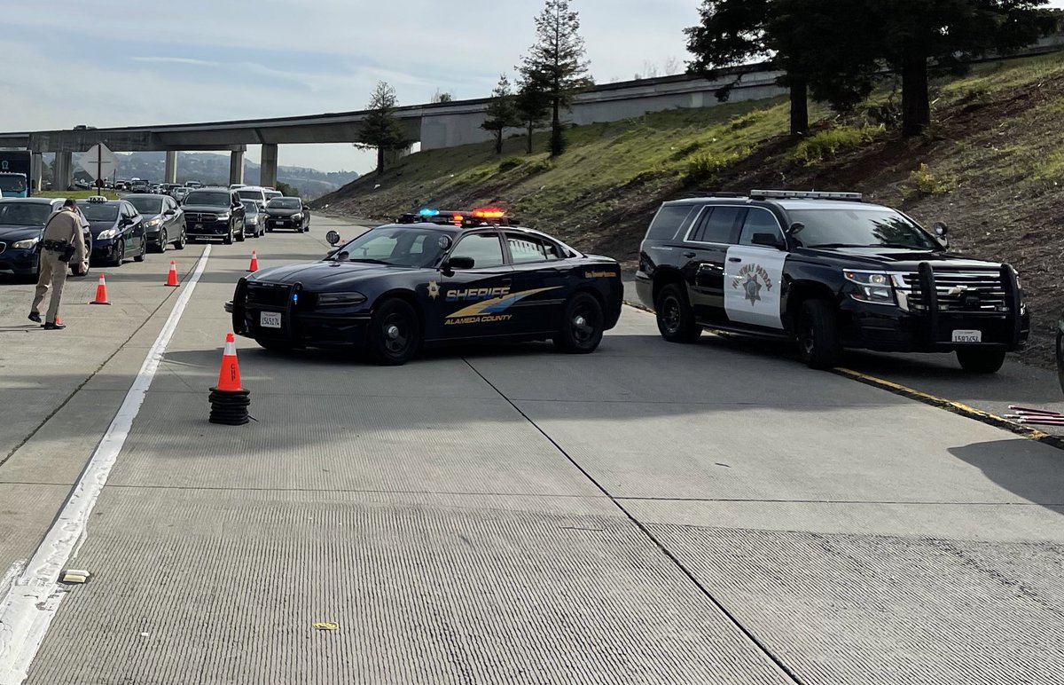 CHPcastrovalley's tweet photo. CHP investigating @ACSOSheriffs Deputy involved collision. W/B 580 W/of I-238, #1 and Foothill Blvd. on-ramp to W/B blocked. https://t.co/tMvscCvj82