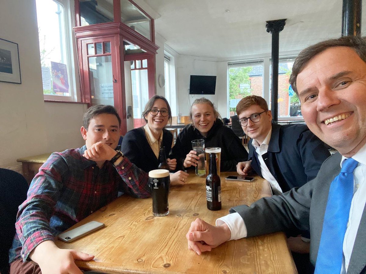 team_constance's tweet photo. Very pleased with today’s news that @GregHands is the @Conservatives new Party Chairman 🙌 

Not sure I’ve met a more dedicated and hardworking MP. He’s an incredible campaigner and is well suited for the role. 

Always a smile on his face and heaps of energy…. Well done Greg! https://t.co/q8B9eLqrhk