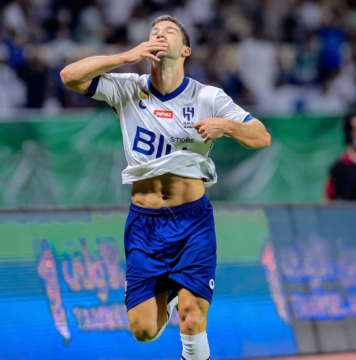 الهلال السعودي أمام فلامينغو جعل من البرازيل والمستحيل مجرد كلمة ... صانع الفرح يكتب التاريخ ويؤكد هيبة الكرة السعودية ... الف مبروك للعرب جميعاً فريقٌ بحجم الهلال  #الهلال_فلامينغو #AlHilal_Flamengo #كأس_العالم_للأندية2023