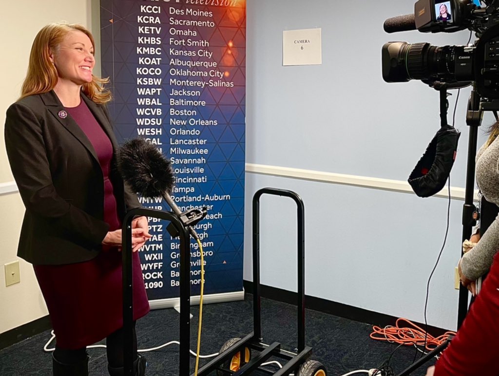 Rep. Melanie Stansbury on Twitter: "Behind the scenes! ๐ท Today, Iโm ...