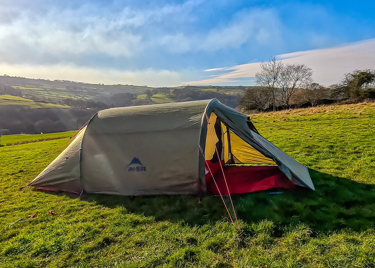 New tent day. Nice bit of sunshine for February too 😍