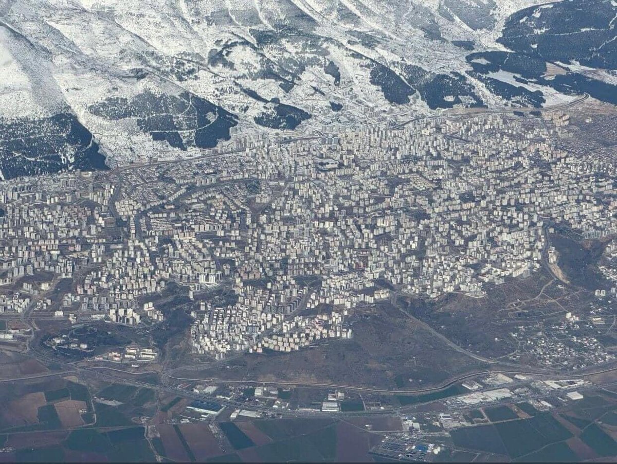 zarifbalci's tweet photo. Kahramanmaraş öncesi/sonrası ! https://t.co/RuJyvnbd5C