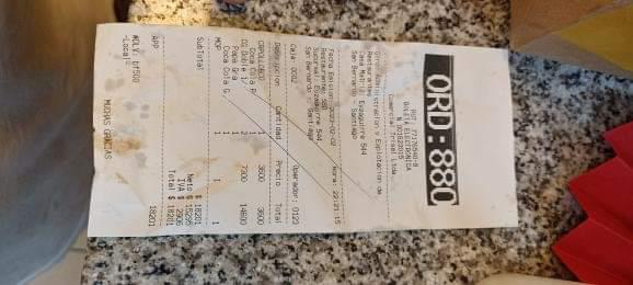 felipeCHR768's tweet photo. @McDonalds_Cl 
El día jueves 2 de febrero no se nos hizo entrega del total de los productos, la respuesta de la gerente fue vayan a una comisaría a poner una denuncia! https://t.co/XV3QytCFKQ