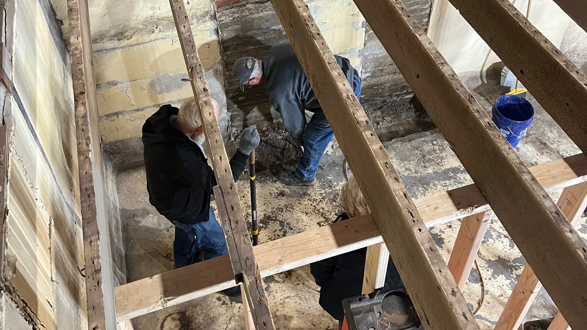 Volunteers recently removed the old coal room in the basement of the 1210 S Kentucky Ave whole-house rehab. Their hard work helped open up the space. Thank you for your service!