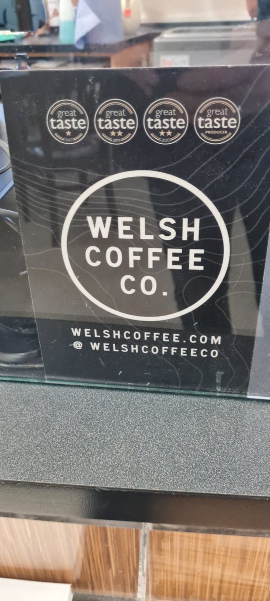 CTywydd's tweet photo. Great to see decent coffee being served at @BridgendCollege today! @welshcoffeeco Looking forward to continuing my role as Entrepreneur in residence,  at both campuses soon. #welshcoffee #ogmorebysea 
Edrych ymlaen at arwain mwy o sesiynnau yng @ColegPenybont cyn hir! https://t.co/BwfxaAAqrx