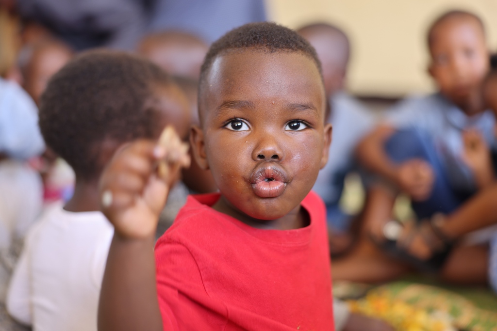 k4k's tweet image. Take a look at this recent #FeedingProgram in #Rwanda! #nonprofit #missions #christian