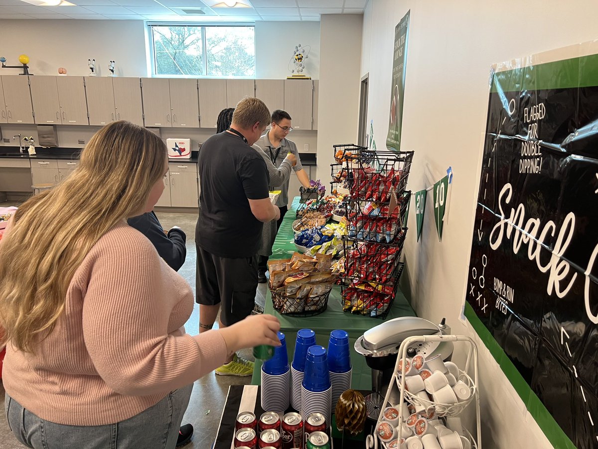 Thank you to <a href="/KuehnleKISD/">Kuehnle Elementary</a> and their <a href="/KuehnlePto/">Kuehnle PTO</a> for providing out staff with snacks and goodies. Our Lion staff enjoyed such good surprise! THANK YOU!!!!
