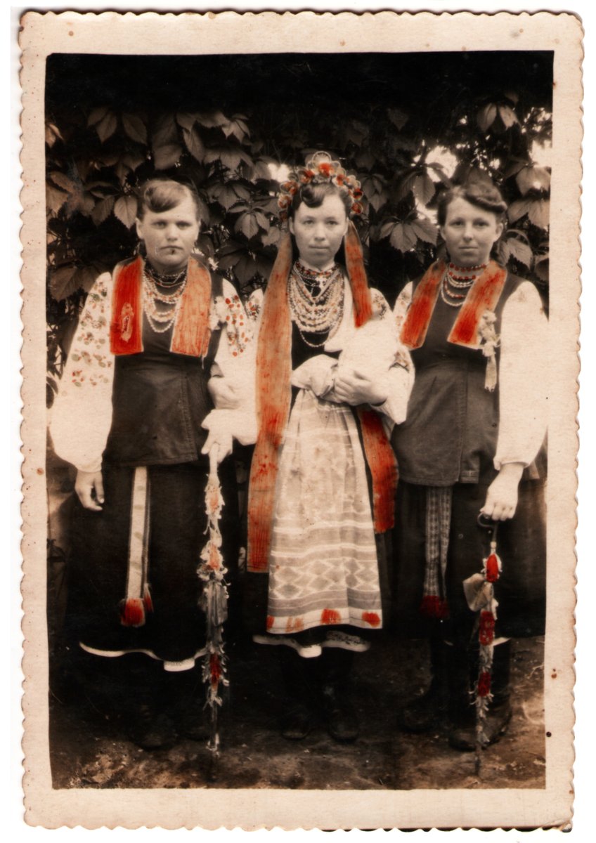 лучше начальство, дало підписку на платний фотошоп, і я оце зараз сиджу і граюсь з фільтрами в такому шоці шо ця техніка робе, я можу приблизити і подивитись деталі, які плюс мінус чітко сформовані