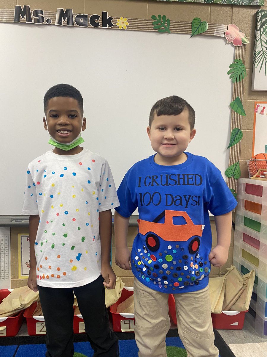 100 things for the 100th Day of School! 💯<a href="/SolleyAACPS/">SolleyAACPS</a> #aacpsawesome