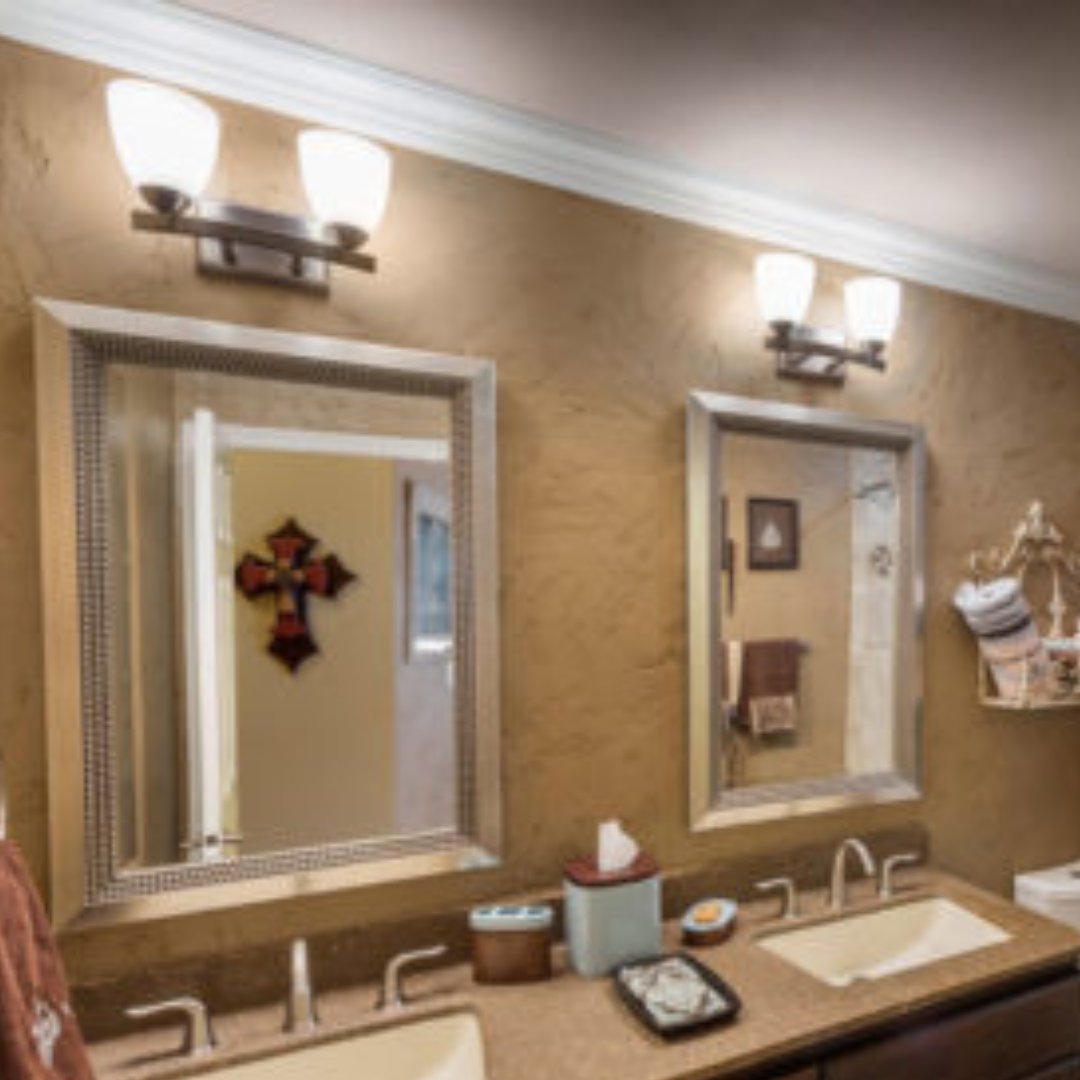 renosignature's tweet image. Wall sconces? Yes!

This bathroom lighting offers a gorgeous glow that helps to easily get rid of stubborn darkness in any bathroom, big or small. 

signaturehomeservices.com/our-5-favorite…

#sconces #lighting #interiordesign #lightingdesign #customlighting #design #lampshade #homedecor