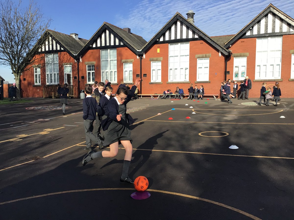 crawford_school's tweet photo. As part of #schoolsfootballweek we have been hosting penalty shootout competitions during dinner times. Mr B couldn't help himself! #SFW2023 @SchoolsFootball https://t.co/mbpq19n9nD