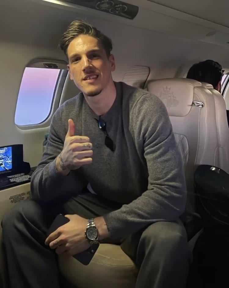 İstanbul'a gelen Nicolo Zaniolo, depremzedelere yardım çalışması yapan kulüp yöneticilerini meşgul etmeden kendi imkanlarıyla konaklayacağı otele geçecek.