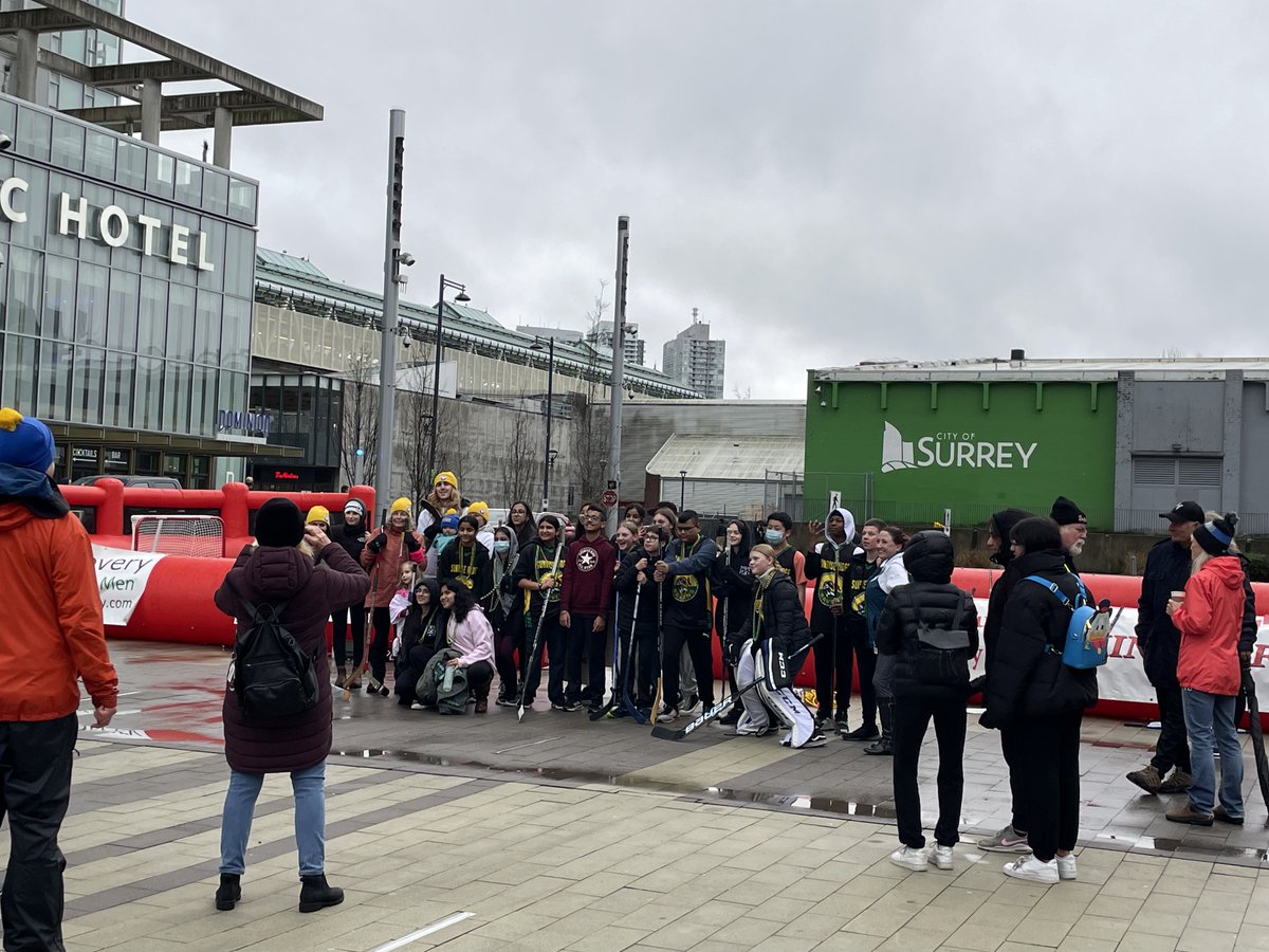 dtsurreybia's tweet photo. #ToqueTuesday today at Surrey Civic Plaza! https://t.co/AX1Wp7MgbQ