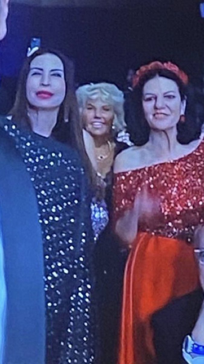 sessenotsex's tweet photo. BELLE  CENERENTOLA  E BIANCANEVE 
#Sanremo2023 https://t.co/FR85ykbx5h