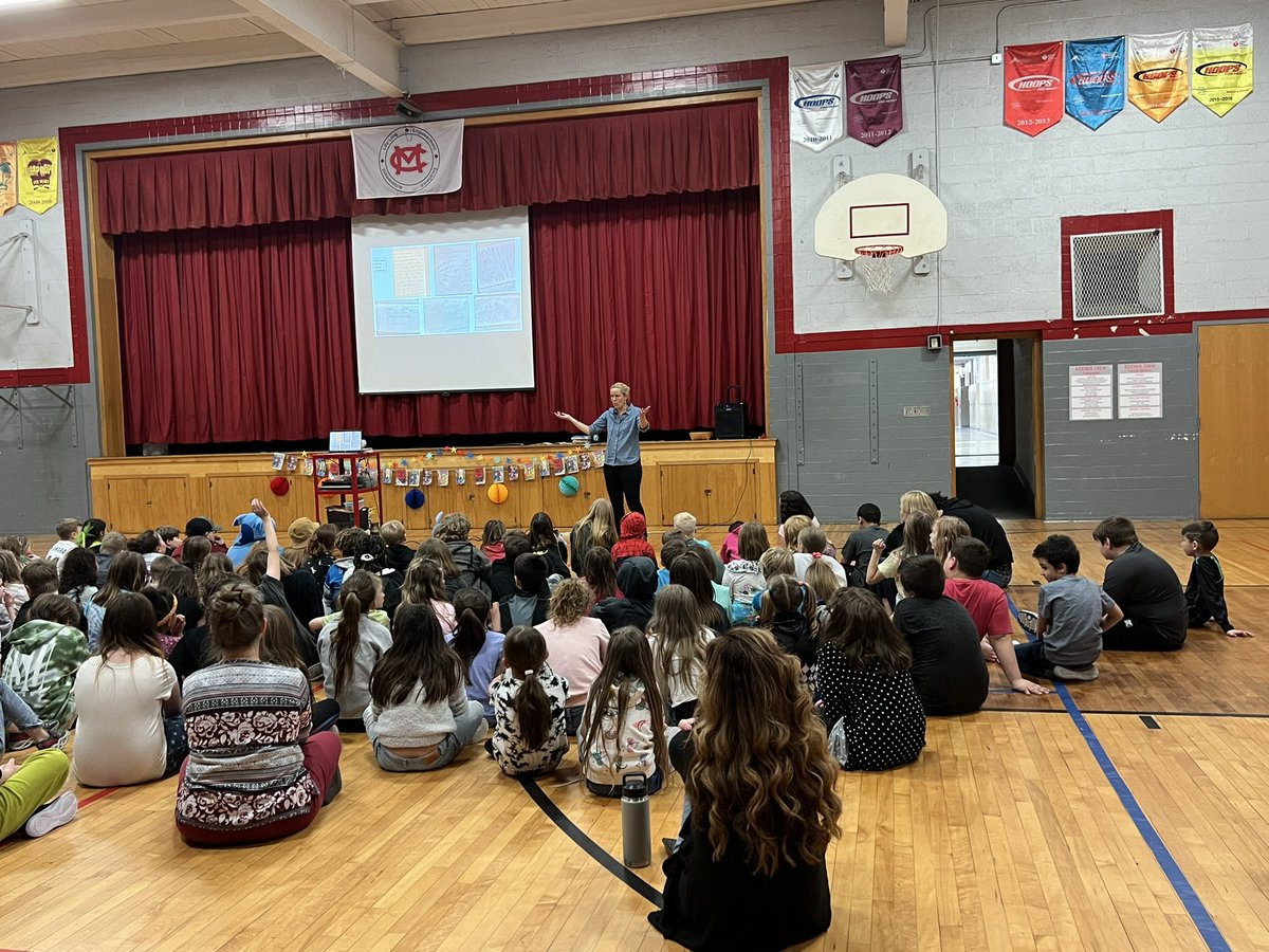 Arnold12Stacy's tweet photo. Loved listening &amp; learning from the inspiring &amp; talented author Lindsey Stoddard today! Thank you for spending time with our Keicher readers! We are in awe of you &amp; your strong, relatable characters! #Thankful @LindseyStoddard https://t.co/82VvqGHbmD
