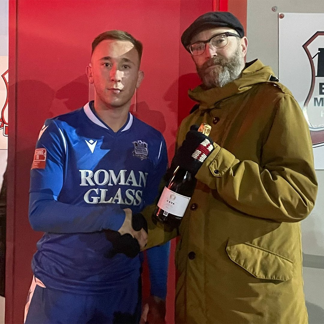 ManorFarmFC's tweet photo. ⭐ MOTM | Tonight’s Man of the Match, as chosen by Westcountry Minibuses, was Jayden Nielsen 👏🍾

That’s 3 wins out of 4 for the Farmers now, and another hugely impressive performance from our left wing back this evening.

Well done, Jayden!

@swsportsnews 

#UpTheFarm https://t.co/ar05c6dvVR