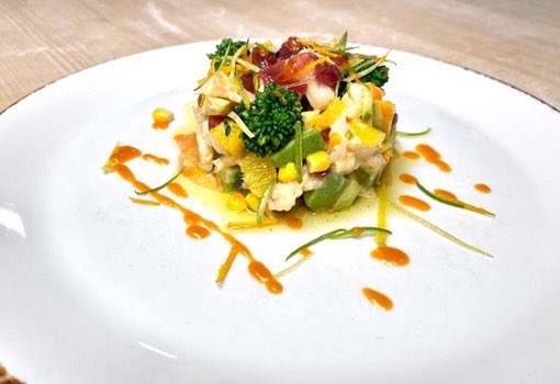 📣Tonight’s Special 📣 made especially for you: 

Gamberi Tartar with Avocado Sweet Corn, Caramelized Onion and Fruit Zest

Compliments to our culinary team! ❤️

This is too good to pass on. Book your table tonight! 

#weknowfood #culinarygenius #platted