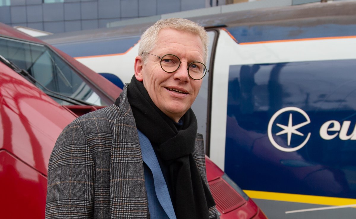Welke toekomst voor het spoor in Brussel? Kom naar de keynote/debat bij <a href="/BECI_Brussels/">BECI</a> komende woensdag 15/2/2023 met <a href="/GeorgesGilkinet/">Gilki</a> 

linkedin.com/posts/activity…