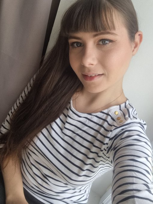 Kiss les amours https://t.co/9MrEfhmJkC<a href="/tag/smile"class="tags"><span>#smile</span></a><a href="/tag/pink"class="tags"><span>#pink</span></a><a href="/tag/makeup"class="tags"><span>#makeup</span></a><a href="/tag/blueeyes"class="tags"><span>#blueeyes</span></a><a href="/tag/sohappy"class="tags"><span>#sohappy</span></a><a href="/tag/newmotorbike"class="tags"><span>#newmotorbike</span></a>