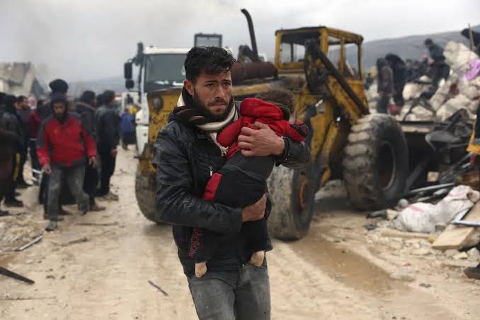 MOHA_4101983's tweet photo. #PreyforSyria
#SaveSyria
#انقذوا_سوريا
#ارفعوا_الحصار_عن_سوريا
#سوريا_تستغيث https://t.co/jknFE61Ssg