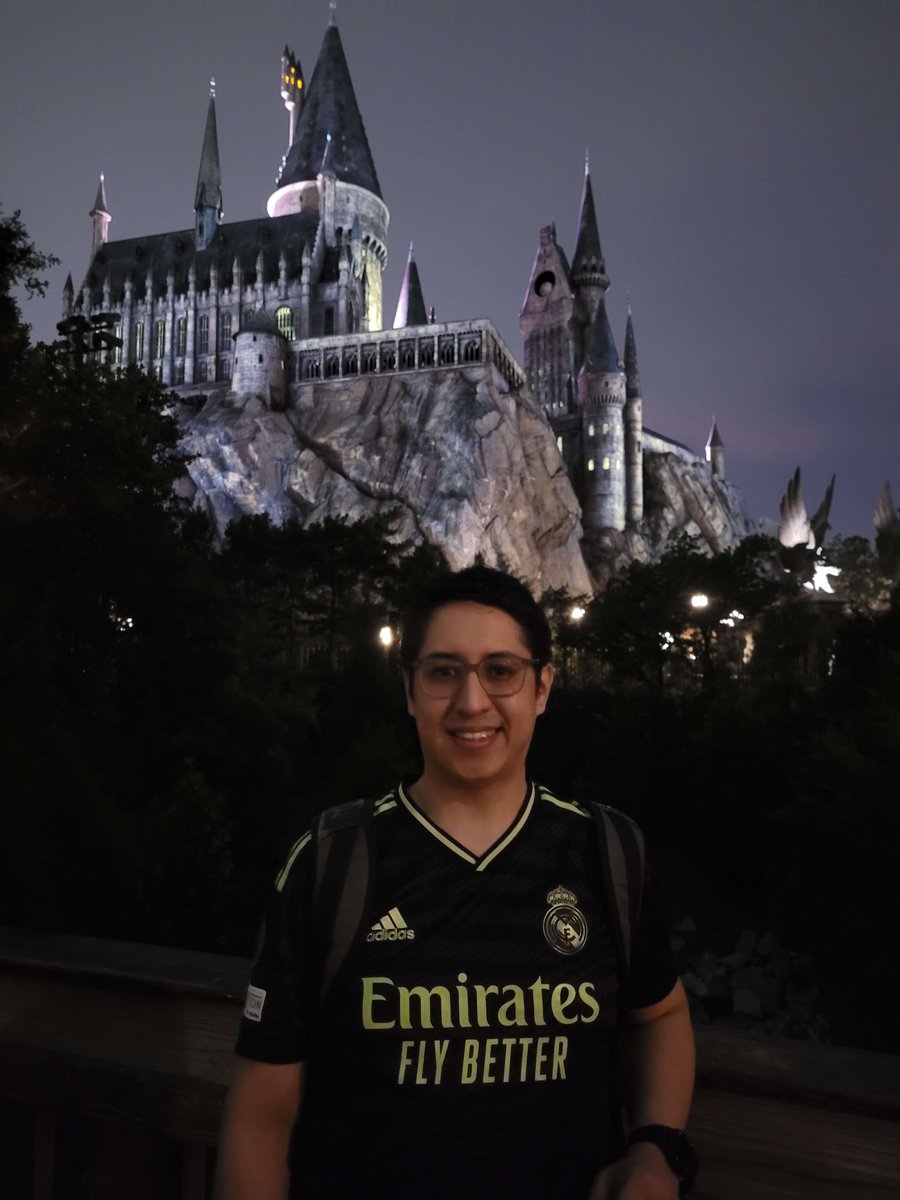 Mr_Proh's tweet photo. I have actually been to Hogwarts, come let me show you around @HogwartsLegacy 

#harrypotterlegacy #HarryPotter 

🔴 LIVE  https://t.co/ufFTRdX6de
🔴 LIVE  https://t.co/ufFTRdX6de https://t.co/i8d7PWkBVN
