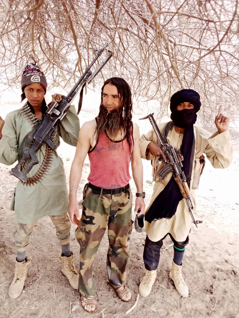 Mossa_ag's tweet photo. #Daesh/#EIGS: Abou houzeifa alias higgo, 1 parmi les nombreux visages étrangers du monstre qui instrumentalise les enfants du Sahel pour créer le chaos. #Usa, #France, #Niger, #Mali, #Burkina, #Nigeria, tous sans exception ont été tour à tour mit en difficulté, le peril est là. https://t.co/6lPnGLojSI