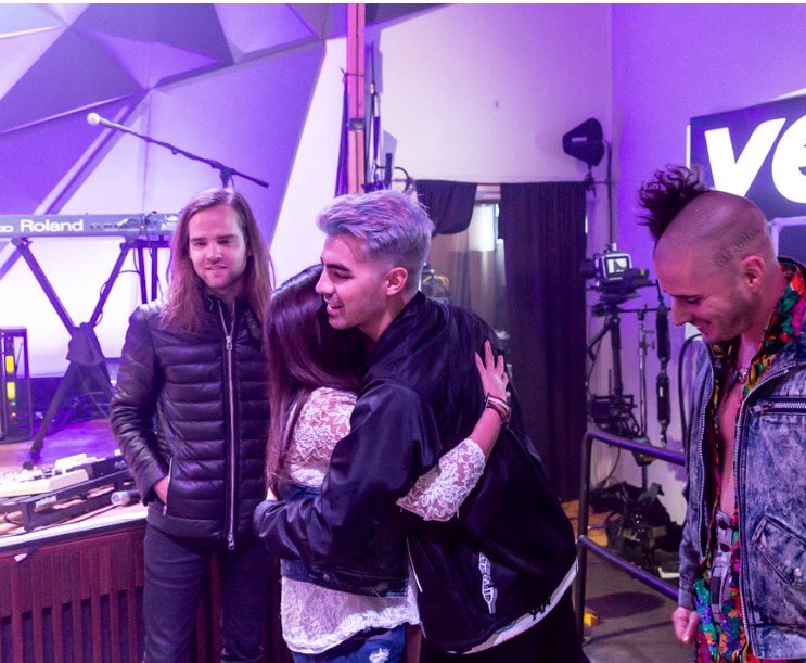 DannicaJohansen's tweet photo. March 13th, 2016⭐️ 
Been the biggest @DNCE supporter since the very beginning, since DAY ONE! wanted to post a throwback to the @vevo lift show that was filmed in Portland, in my hometown😭
Out of the 11 solo shows I’ve been too, this will always be my favorite😍
#VevoLift #DNCE https://t.co/mg86D3uXLr