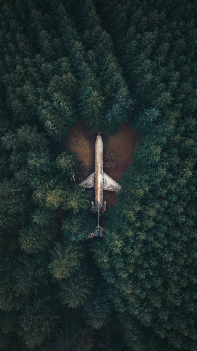 New drone who dis 👀🤤 #mavic3cine #dji tap for full screen glory 🫣