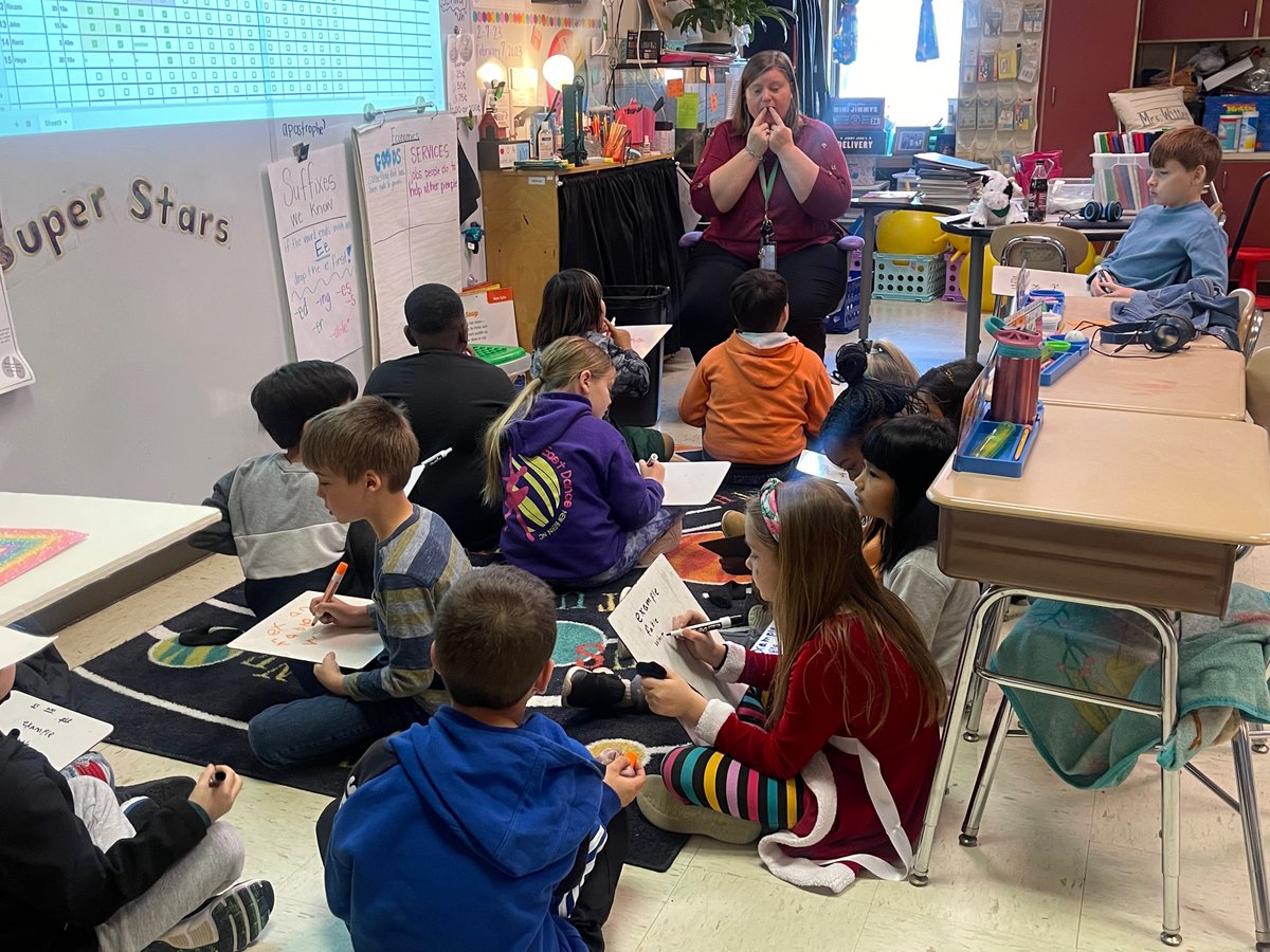 DiggsTosha's tweet photo. Elementary visits!! Lots of active engagement and plenty of enjoyable learning at @bendquinn, @AHBangert, @TPETigers & @JTBCrocs! Students had lots to share and it was hard to leave! #WeLearnTogether #CCSUnited #ElementaryRocks https://t.co/Rkw9HzbAS1