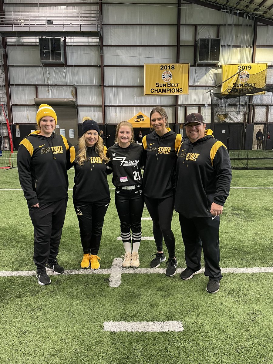 Thank you <a href="/AppStateSB/">App State Softball</a> for a Sunday Funday in Boone! <a href="/slis23/">Shelly Hoerner</a> <a href="/coach_ruechel/">Natalie Ruechel</a>