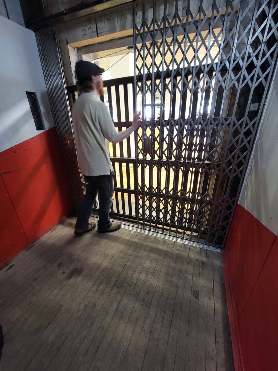 BillJMarshall's tweet photo. I rode this wonderful 1903 elevator at the Edmonton downtown farmers market on Sunday. #oldelevator @GreatDismal https://t.co/xJAczUkc5K