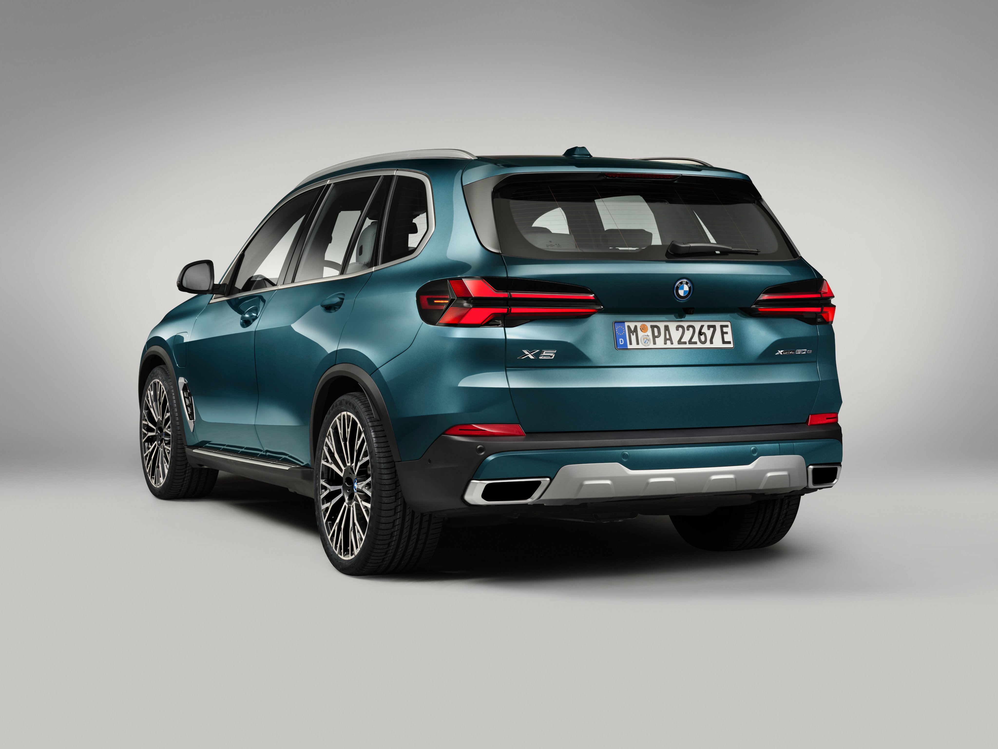 2018 - [BMW] X5 IV [G05] - Page 13 FoZkuAIXsAsLGE-?format=jpg&name=4096x4096