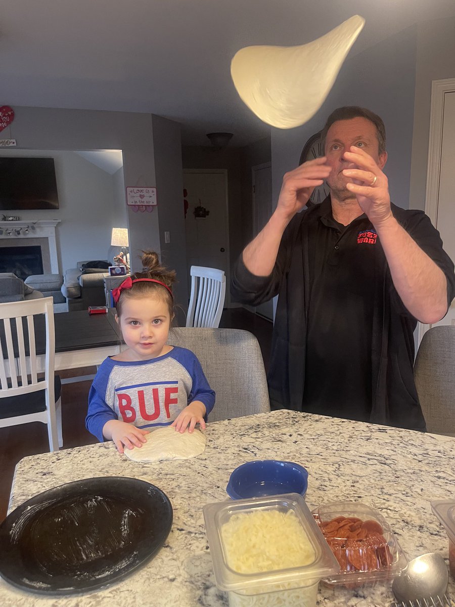KevinBuffalo's tweet image. Background: my father-in-law owns 2 pizzerias (Pizza Works)
Today my wife sent him video of our daughter making pretend pizza.
So he came over a few hours later so she can make the real thing with him.
CUTE
