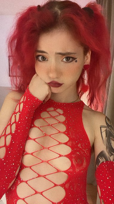 2 pic. Ac&aacute; viendo como no me invitas a salir https://t.co/VhjsqgMyQB