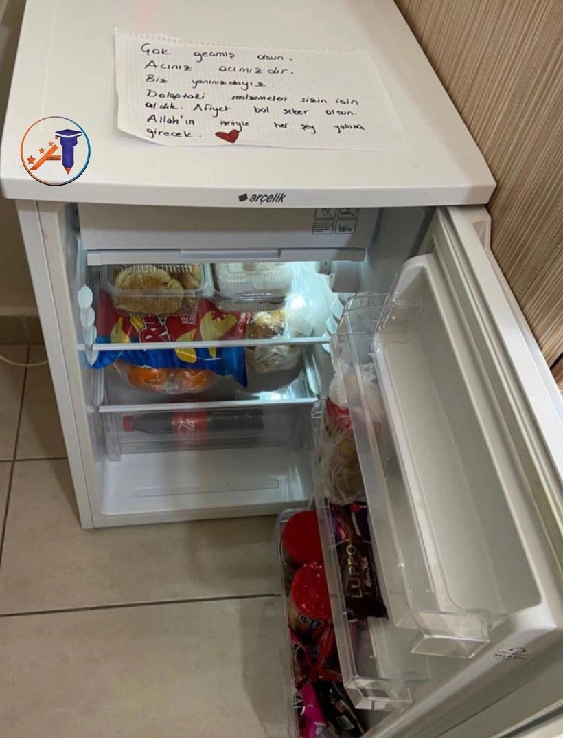 solcugazete's tweet photo. Üniversite öğrencilerinin yurtlarından ayrılırken depremzedelere bıraktığı notlar… 🥹 https://t.co/VLsZmrXo68