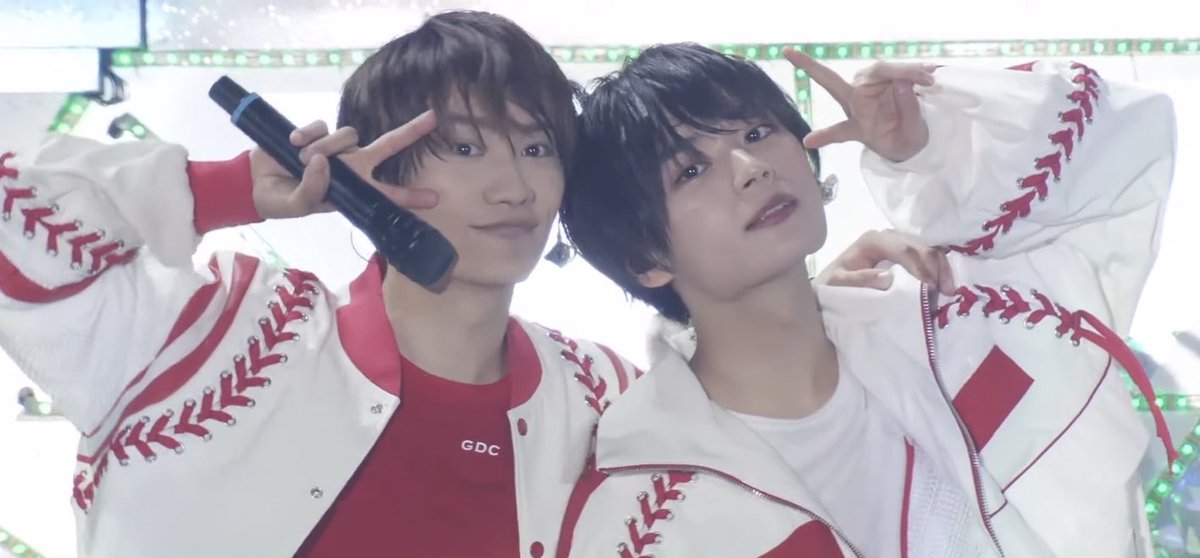__kr_s2's tweet photo. 丈くんおめでとう！！🎂💙
ギャル丈もかわちい🫶🏻
 #藤原丈一郎誕生祭2023 
@NaniwaDanshi_JS https://t.co/upc0C7tHci