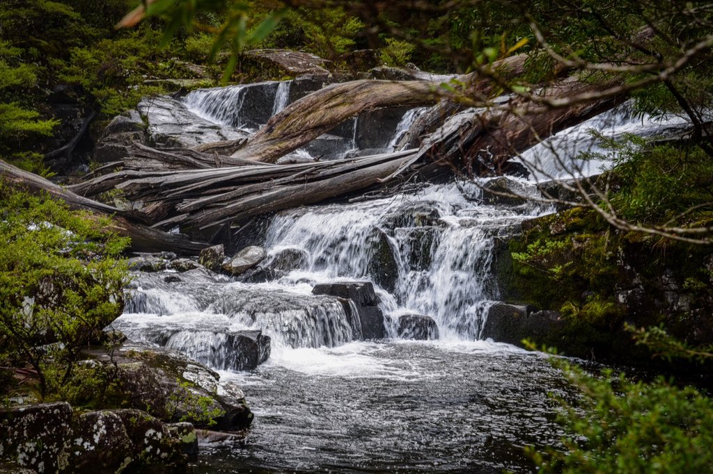 I love a waterfalls! 

The adventures they take you on just to get there is what life is all about!

Where is your favourite waterfall???