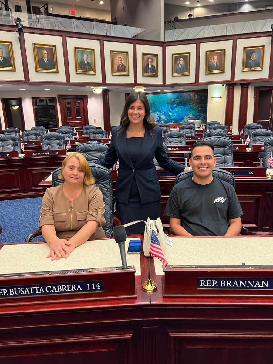 WOWCenterMiami tweet media