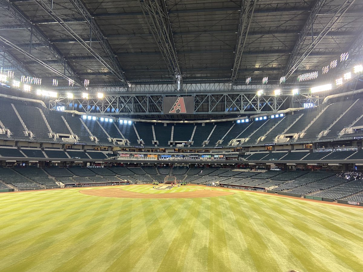 Great day today touring Chase Field, home of the @Dbacks! #RattleOn